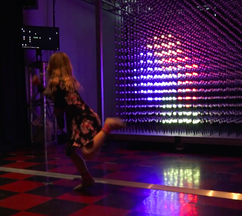 image with left alignment, medium size